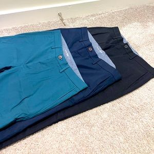 Old Navy Ultimate Tech Slim Pants 33x32 Bundle